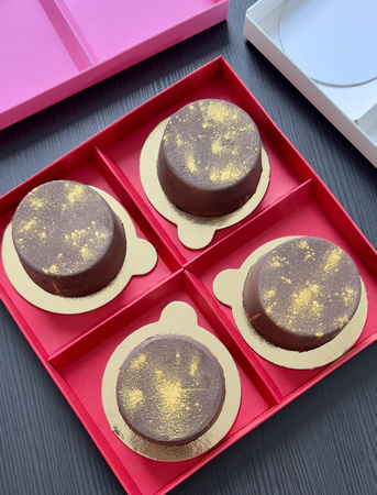 Pudełko na monoporcje 19x19x8 cm czerwone