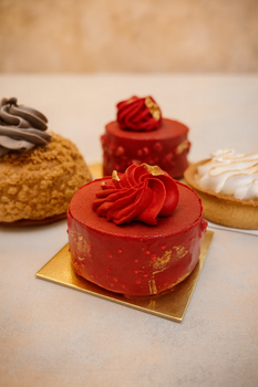 Podkład bankietowy do monoporcji kwadratowy 8x8 cm złoty